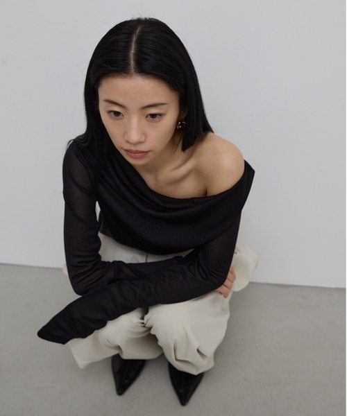 AIC.（エーアイシー）の「メニーウェイシアーラメドレープトップス（Tシャツ/カットソー・レディース・ブラック/シルバー・FREE）」の11枚目の写真