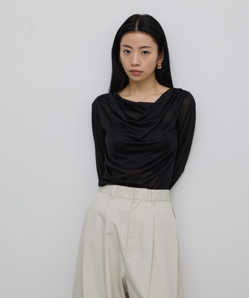 AIC.（エーアイシー）の「メニーウェイシアーラメドレープトップス（Tシャツ/カットソー・レディース・ブラック/シルバー・FREE）」の13枚目の写真