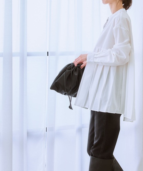 nissen（ニッセン）の「イージーケア裾プリーツ切替ブラウス（シャツ/ブラウス・レディース・ブラック/オフホワイト/ブルー・S/M/L/LL/3L）」の9枚目の写真