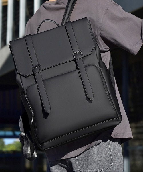 セール】【防水コーティング・大容量】レザーライクアーバンフラップ