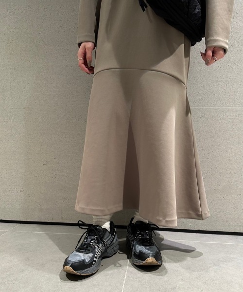 emmi（エミ）の「フーディーカットワンピース（ワンピース・レディース・ネイビー/ライトベージュ/オリーブ・0/1）」の10枚目の写真