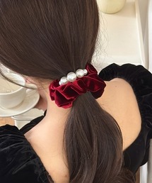 mebole（メボレ）の「パールベルベットシュシュ（シュシュ）」