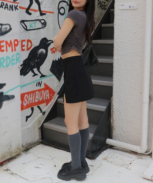 tinkerend(ティンカーエンド)の「French Sleeve Ruched Short Sleeve T-shirt / フレンチスリーブシャーリング半袖Tシャツ(Tシャツ/カットソー・レディース・グレー/ブラック/ホワイト/ダークグレー・FREE)」の8枚目の写真