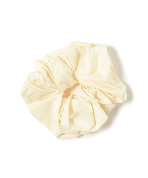 B:MING by BEAMS(ビーミングバイビームス)の「カラー シュシュ(シュシュ・レディース・イエロー系その他3/サックスブルー/チャコールグレー・ONE SIZE)」の4枚目の写真