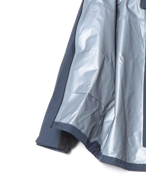 THE NORTH FACE(ザノースフェイス)の「ザ・ノースフェイス / クライムライトジャケット NP12501(メンズ)(マウンテンパーカー・メンズ・ブラック系その他/グレー系その他/オレンジ系その他/ネイビー系・LARGE/MEDIUM)」の9枚目の写真