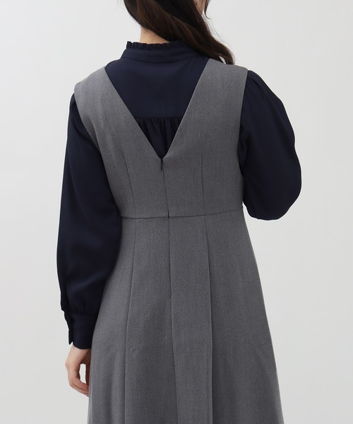 TRUDEA(トルディア)の「ジョーゼットスタンドフリルブラウス(シャツ/ブラウス・レディース・ホワイト/ネイビー/ブルーグリーン・MEDIUM)」の11枚目の写真