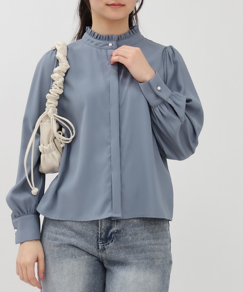 TRUDEA(トルディア)の「ジョーゼットスタンドフリルブラウス(シャツ/ブラウス・レディース・ホワイト/ネイビー/ブルーグリーン・MEDIUM)」の15枚目の写真