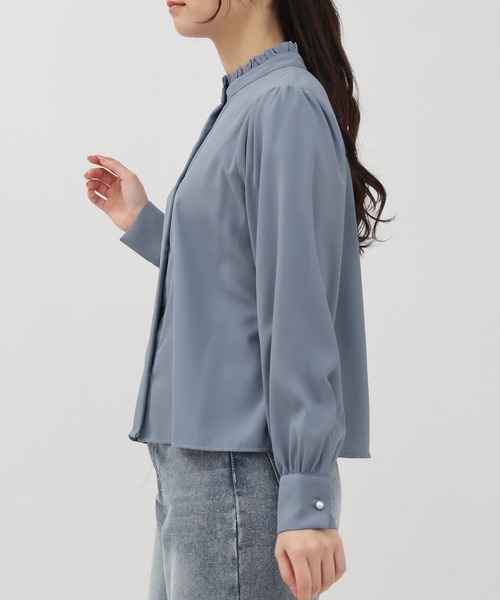 TRUDEA(トルディア)の「ジョーゼットスタンドフリルブラウス(シャツ/ブラウス・レディース・ホワイト/ネイビー/ブルーグリーン・MEDIUM)」の16枚目の写真