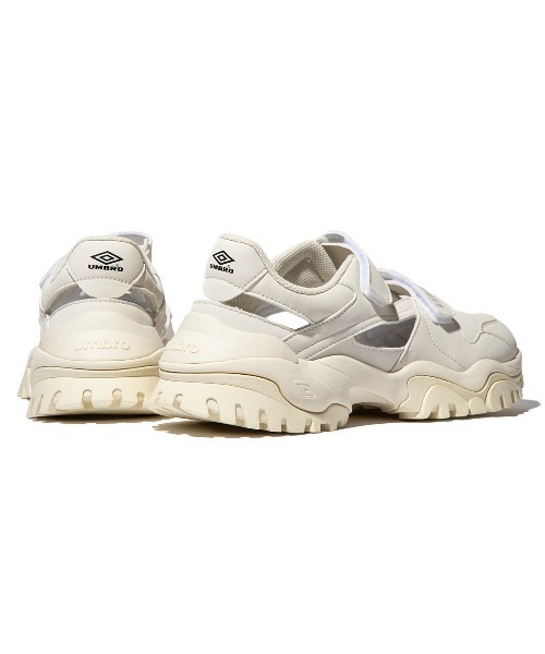 UMBRO★PLUTO★厚底★兼用★BEIGE UMBRO】PLUTO ☆送料・関税込☆大人気☆ (UMBRO/スニーカー