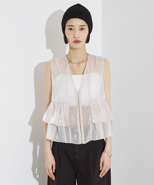 NOMINE（ノミネ）の「2WAY シャイン シアー フリルベスト（ベスト・レディース・グレー/アイボリー/ブラック・フリー）」の5枚目の写真