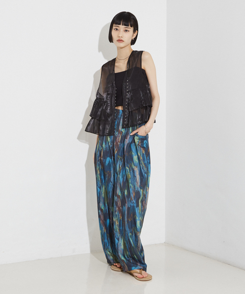 NOMINE（ノミネ）の「2WAY シャイン シアー フリルベスト（ベスト・レディース・グレー/アイボリー/ブラック・フリー）」の20枚目の写真