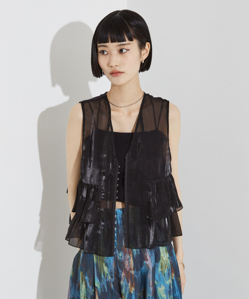 NOMINE（ノミネ）の「2WAY シャイン シアー フリルベスト（ベスト・レディース・グレー/アイボリー/ブラック・フリー）」の21枚目の写真