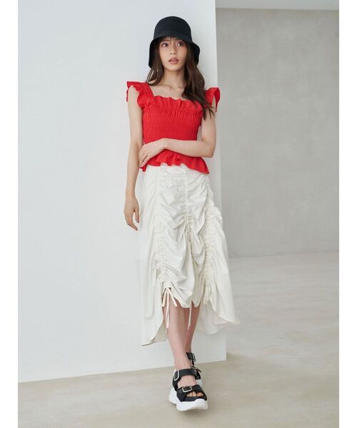 MERCURYDUO(マーキュリーデュオ)の「前後2WAYシャーリングフリルバックシャンブラウス(シャツ/ブラウス・レディース・オフホワイト/レッド/ライトグリーン/ライトブルー/チャコールグレー・FREE)」の10枚目の写真