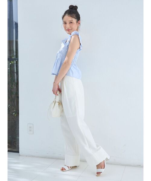 MERCURYDUO(マーキュリーデュオ)の「前後2WAYシャーリングフリルバックシャンブラウス(シャツ/ブラウス・レディース・オフホワイト/レッド/ライトグリーン/ライトブルー/チャコールグレー・FREE)」の14枚目の写真