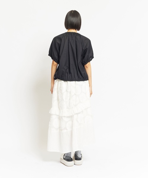 gomme(ゴム)の「エンブロミックス フラワーパネルブルゾン(ブルゾン・レディース・ブラック・MEDIUM)」の16枚目の写真