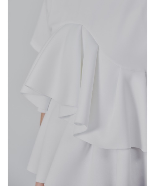 DOLLUPOOPS(ドールアップウップス)の「アシメフリルティアードトップス(Tシャツ/カットソー・レディース・オフホワイト/チャコールグレー・38)」の18枚目の写真