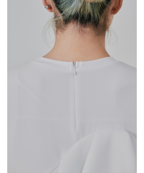 DOLLUPOOPS(ドールアップウップス)の「アシメフリルティアードトップス(Tシャツ/カットソー・レディース・オフホワイト/チャコールグレー・38)」の21枚目の写真