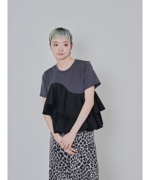 DOLLUPOOPS(ドールアップウップス)の「アシメフリルティアードトップス(Tシャツ/カットソー・レディース・オフホワイト/チャコールグレー・38)」の22枚目の写真