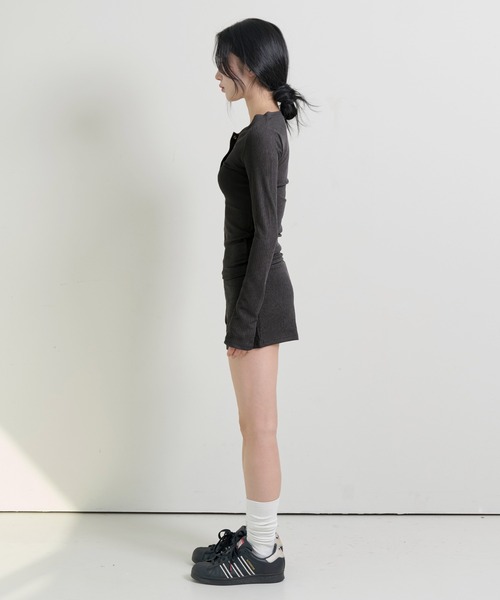 FOLLOWIN（フォロウィン）の「[FLW MADE]リブスナップスリムカットソー＆カーゴポケットハーフホットパンツセットアップ（Tシャツ/カットソー・レディース・グレー/ブラック/ベージュ系その他・FREE）」の16枚目の写真