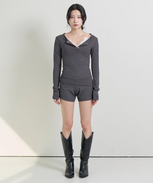 FOLLOWIN（フォロウィン）の「[FLW MADE]リブスナップスリムカットソー＆カーゴポケットハーフホットパンツセットアップ（Tシャツ/カットソー・レディース・グレー/ブラック/ベージュ系その他・FREE）」の14枚目の写真