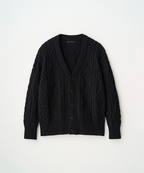Juha(ユハ)の「DUAL-TONE CABLE CARDIGAN(カーディガン/ボレロ・メンズ・ブラック/グリーン/ベージュ・3/4)」の5枚目の写真