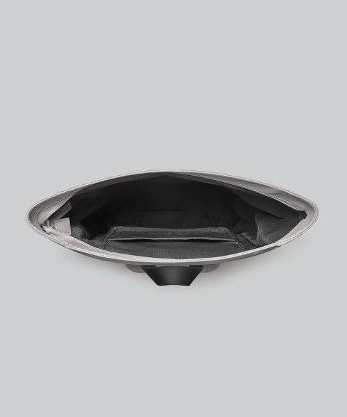 GASTON LUGA（ガストンルーガ）の「GASTON LUGA/ガストンルーガ/Rullen 13''（バックパック/リュック・レディース・ブラック/オリーブ系/グレー/ブルー・F）」の11枚目の写真