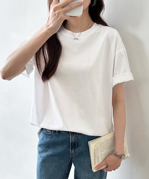 COCOMOMO（ココモモ）の「コットンTシャツ 綿100 ドロップショルダー 無地 Tシャツ カットソー（Tシャツ/カットソー・レディース・ブラック/ワイン/ホワイト/ブラウン/ベージュ/ネイビー・FREE）」の2枚目の写真