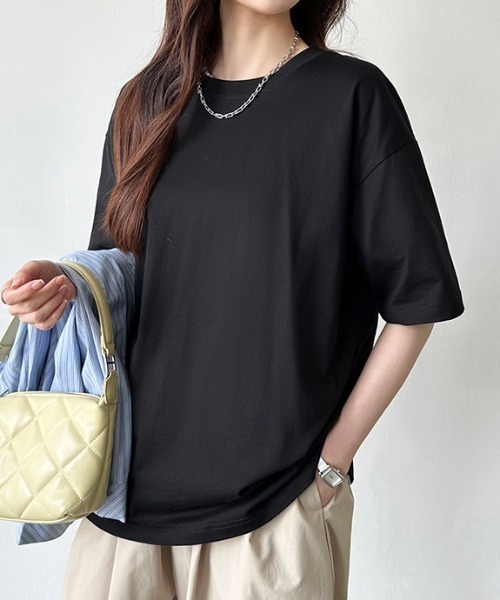COCOMOMO（ココモモ）の「コットンTシャツ 綿100 ドロップショルダー 無地 Tシャツ カットソー（Tシャツ/カットソー・レディース・ブラック/ワイン/ホワイト/ブラウン/ベージュ/ネイビー・FREE）」の3枚目の写真