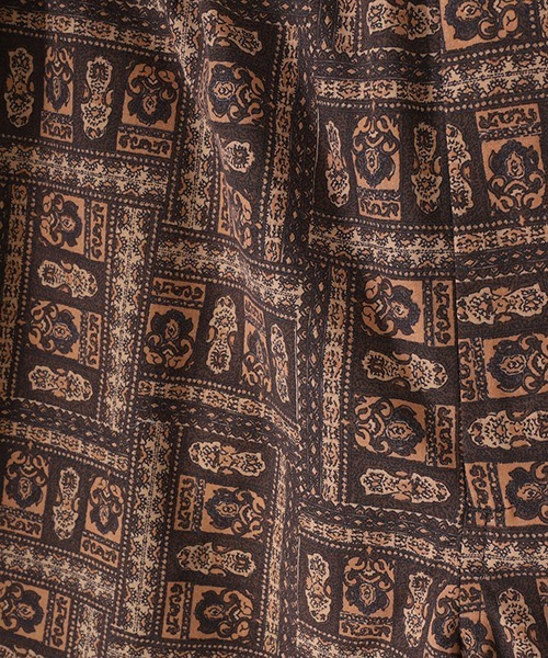 ARKnets（アークネッツ）の「DAIWA PIER39 / ダイワ ピアサーティナイン：TECH EASY SHORTS BATIK：BP-55023[PIE]（その他パンツ・メンズ・ブラウン・S/M）」の6枚目の写真