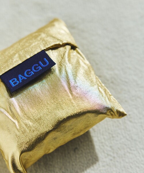 BAGGU（バグー）の「BAGGU/バグゥ BABY BAGGU メタリック ナイロン ベイビーバグゥメタリック（エコバッグ/サブバッグ・メンズ・ゴールド/シルバー・ONE SIZE）」の14枚目の写真