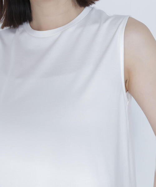 NATURAL BEAUTY BASIC（ナチュラルビューティーベーシック）の「◇フリルヘムドッキングカットソー（Tシャツ/カットソー・レディース・ブラック/オフホワイト・FREE）」の8枚目の写真