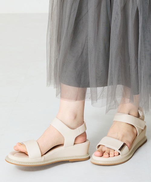 WA ORiental TRaffic（ダブルエーオリエンタルトラフィック）の「ワンベルトクッションウエッジサンダル/52205（サンダル・レディース・ブラウン/ベージュ/ブラック・M/S/LL/L）」の22枚目の写真