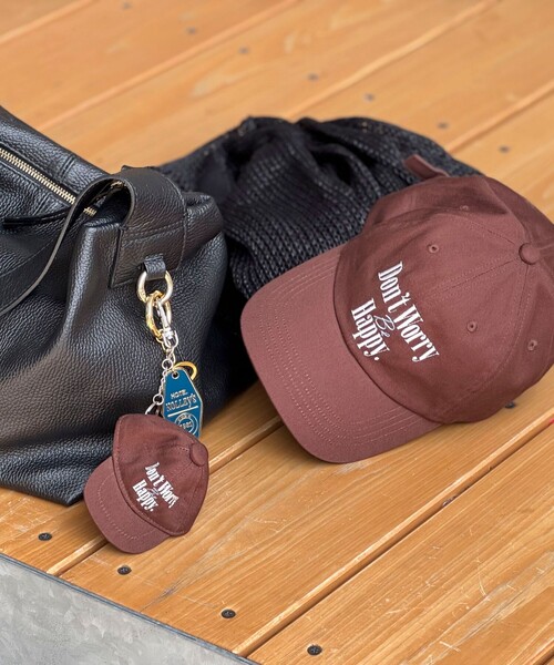 NOLLEY’S(ノーリーズ)の「ロゴ刺繍キャップミニチャーム【NOLLEY'S mgr. 松葉☆別注アイテム】(チャーム・レディース・ヘザーグレー/ブラウン/ネイビー・FREE)」の1枚目の写真