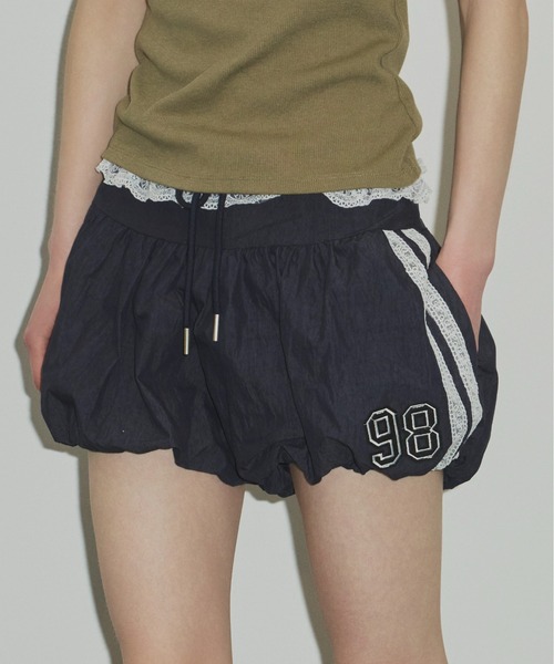 SHAGGIE（シャギー）の「レース付きナイロンバルーンショートパンツ（その他パンツ・レディース・ブラック/ネイビー・FREE）」の6枚目の写真
