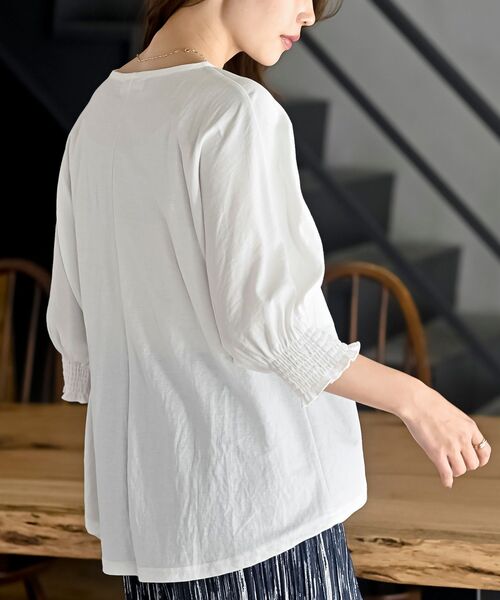 rps（アールピーエス）の「冷感カノコ袖シャーリングドルマンプルオーバー（Tシャツ/カットソー・レディース・ブラック/カーキ/オフホワイト/チャコールグレー・フリー）」の20枚目の写真