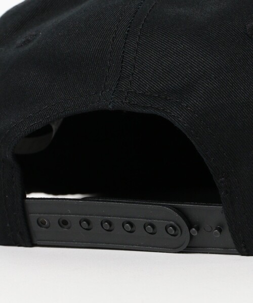 BEAMS T（ビームスティー）の「Museum of Peace & Quiet / Woodmark 5panal Cap（キャップ・メンズ・ブラック・ONE SIZE）」の5枚目の写真