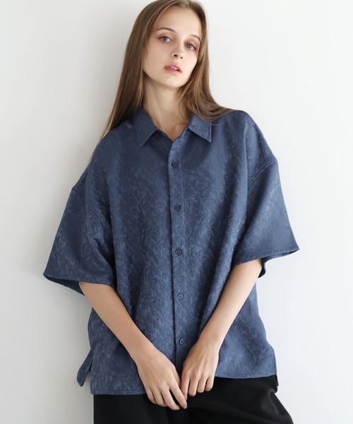 LILL（リル）の「リラクシングハーフスリーブレギュラーシャツ（シャツ/ブラウス・メンズ・ブラック系/ブルー系/ホワイト/ホワイト系/ブラック・S/M/L/XL）」の5枚目の写真