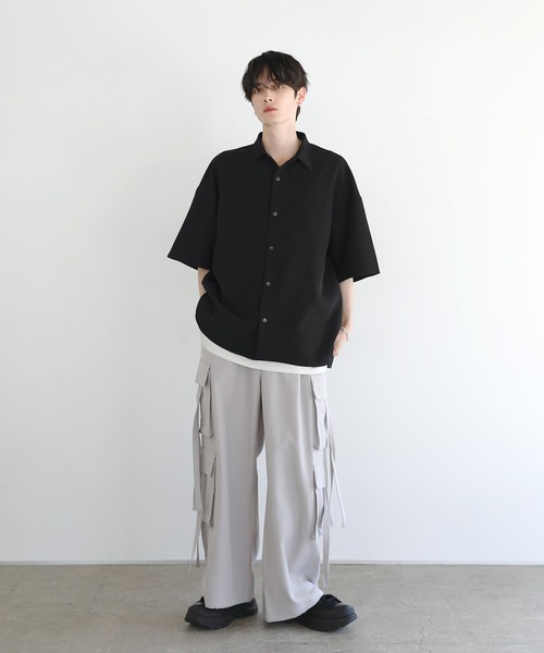 LILL（リル）の「リラクシングハーフスリーブレギュラーシャツ（シャツ/ブラウス・メンズ・ブラック系/ブルー系/ホワイト/ホワイト系/ブラック・S/M/L/XL）」の16枚目の写真