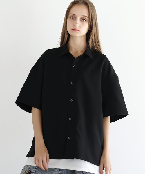 LILL（リル）の「リラクシングハーフスリーブレギュラーシャツ（シャツ/ブラウス・メンズ・ブラック系/ブルー系/ホワイト/ホワイト系/ブラック・S/M/L/XL）」の21枚目の写真