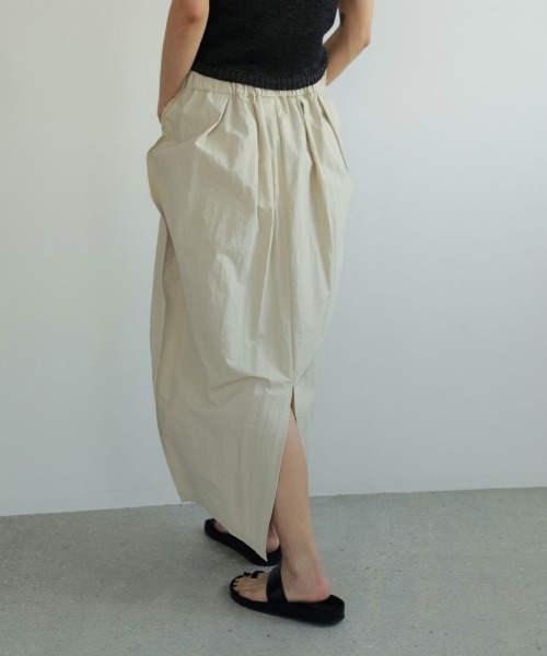 anuke（アンヌーク）の「anuke Nylon Balloon Skirt（スカート）」 - WEAR