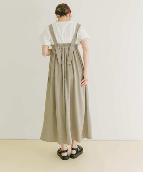 ITEMS URBANRESEARCH(アイテムズ アーバンリサーチ)の「リラックスギャザージャンスカ(ワンピース・レディース・ライトベージュ/チャコールグレー・FREE)」の8枚目の写真