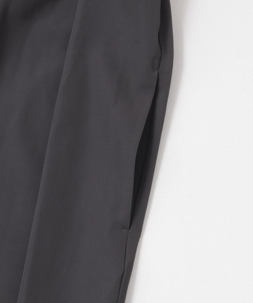 ITEMS URBANRESEARCH(アイテムズ アーバンリサーチ)の「リラックスギャザージャンスカ(ワンピース・レディース・ライトベージュ/チャコールグレー・FREE)」の17枚目の写真