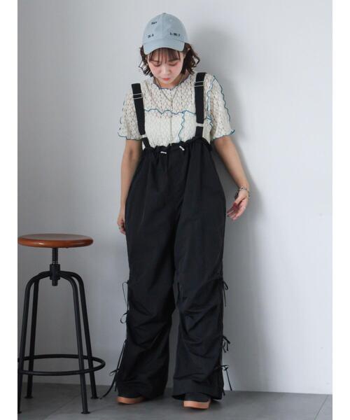 ehka sopo(エヘカソポ)の「サイドリボンサロペット(その他パンツ・レディース・ブラック/ミント/オフホワイト・F)」の1枚目の写真