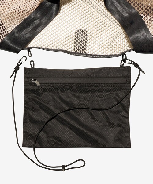 Speedo(スピード)の「【SPEEDO(スピード)】ヴォヤージュメッシュビッグトートバッグ(ショルダーバッグ・レディース・オフホワイト/ブラック・FREE)」の7枚目の写真