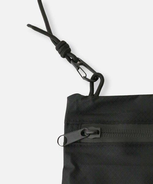 Speedo(スピード)の「【SPEEDO(スピード)】ヴォヤージュメッシュビッグトートバッグ(ショルダーバッグ・レディース・オフホワイト/ブラック・FREE)」の5枚目の写真