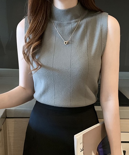 STYLEBLOCK(スタイルブロック)の「ノースリーブリブニット(ニット/セーター・レディース・ブラック/ベージュ系その他/ホワイト/グリーン/ピンク/ダークブラウン/レッド/イエロー/グレー/ブルー/ライトブラウン・FREE)」の4枚目の写真