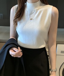 ノースリーブリブニット