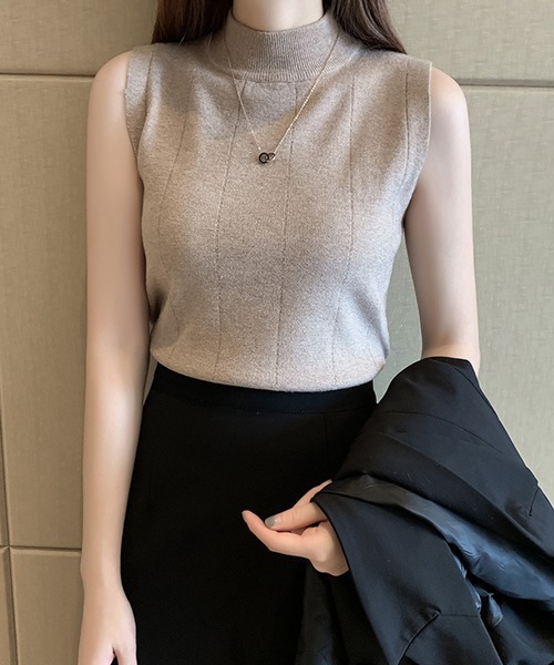 STYLEBLOCK(スタイルブロック)の「ノースリーブリブニット(ニット/セーター・レディース・ブラック/ベージュ系その他/ホワイト/グリーン/ピンク/ダークブラウン/レッド/イエロー/グレー/ブルー/ライトブラウン・FREE)」の6枚目の写真