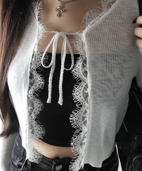 me+em select(ミームセレクト)の「【 2color 】レースドッキングフロントリボンシアーニットカーディガン / lace docking front ribbon sheer knit cardigan(カーディガン/ボレロ・レディース・ブラック/ホワイト・FREE)」の4枚目の写真
