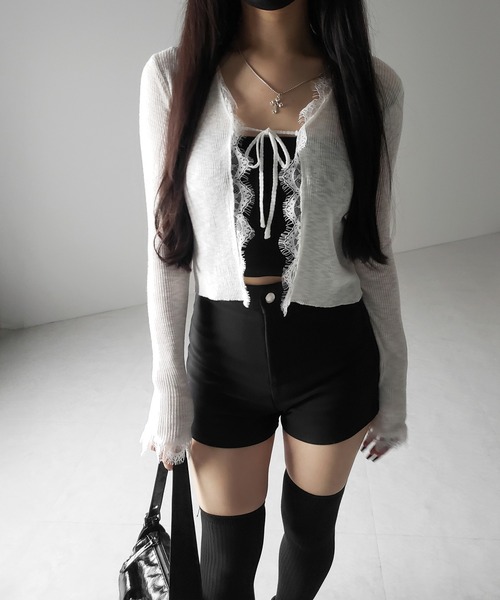 me+em select(ミームセレクト)の「【 2color 】レースドッキングフロントリボンシアーニットカーディガン / lace docking front ribbon sheer knit cardigan(カーディガン/ボレロ・レディース・ブラック/ホワイト・FREE)」の8枚目の写真